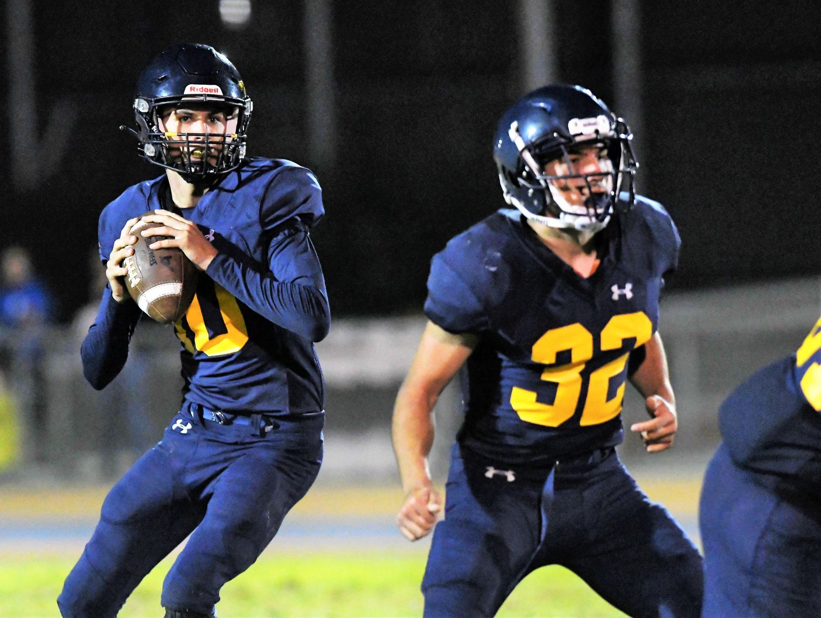 091021 LHS AGHS Football 11.JPG
